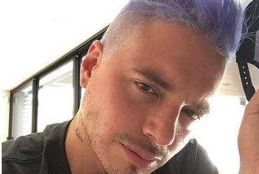 J Balvin decidió no ser un “reggaetonero de closet” 2 Balvin