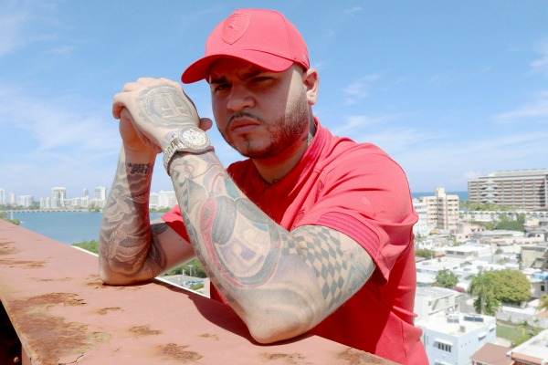 Farruko en su nuevo disco, ' Visionary’Futurístico y conceptual 19 Farruko