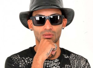 Arcangel en accidente de auto 23 Arcangel