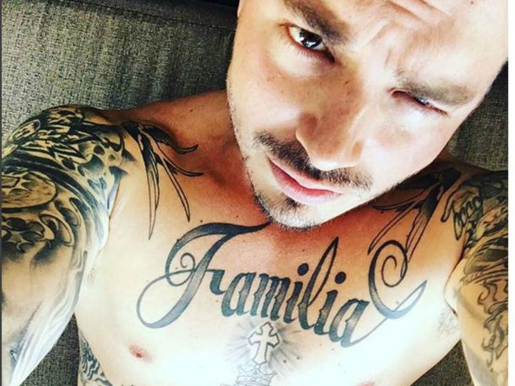 J Balvin Decidió Quitarse Todos Sus Tatuajes Por Su Madre 5 Dt.common.streams.streamserver 6
