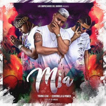Young Izak Junto A Centinela y Power Celebran Exitoso Estreno De “Mía” 2 J