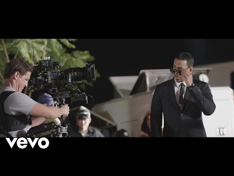 Romeo Santos - Héroe Favorito (Behind the Scenes) 16 0 1386