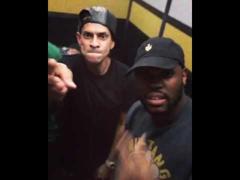 Anonimus Ft. Arcangel & Maldy – No Se Ve (Remix) (Preview) 14 0 2097