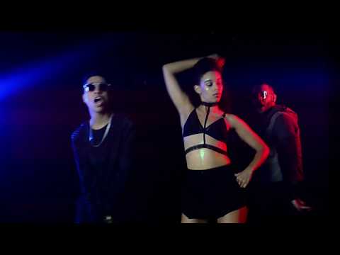 K Max Ft. D Bwoy - Ella (Video Oficial) 11 0 60