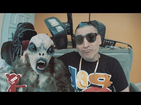 Jamsha - El Chupa Cabras Y El Chupa Cricas (Official Video) 17 0 113