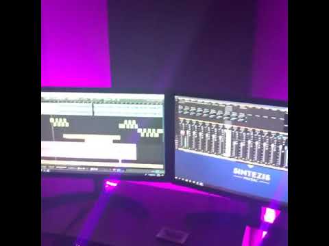 Franco El Gorila Ft. El Dominio – Versace (Preview) 11 0 47