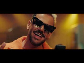 Santi Serra, el Domador de Caballos, Debuta en el Reggaetón con "La Vida Buena Santi Serra, El Domador De Caballos, Debuta En El Reggaetón Con &Quot;La Vida Buena